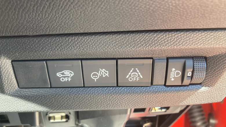 Vauxhall Frontera 83kW Design 44kWh 5dr Auto Electric Estate